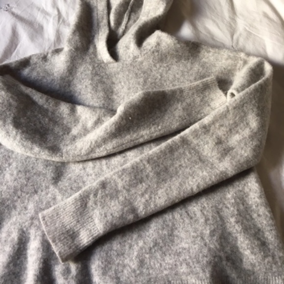 Vineyard Vines Hoodie Wool Blend Sweater Size Small - Picture 8 of 15